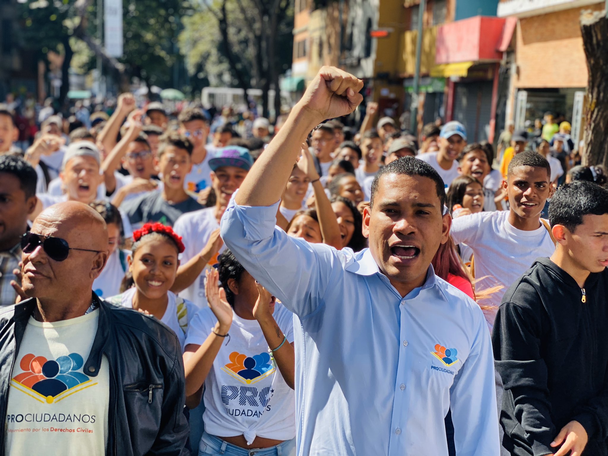 Leocenis García oficializó su candidatura presidencial ante el CNE