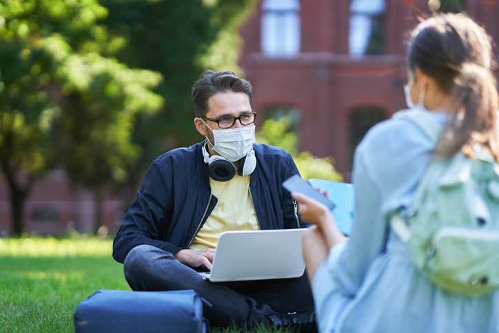 Universidad de EE.UU., ofreció USD 75 a sus estudiantes para que no viajen en vacaciones de primavera