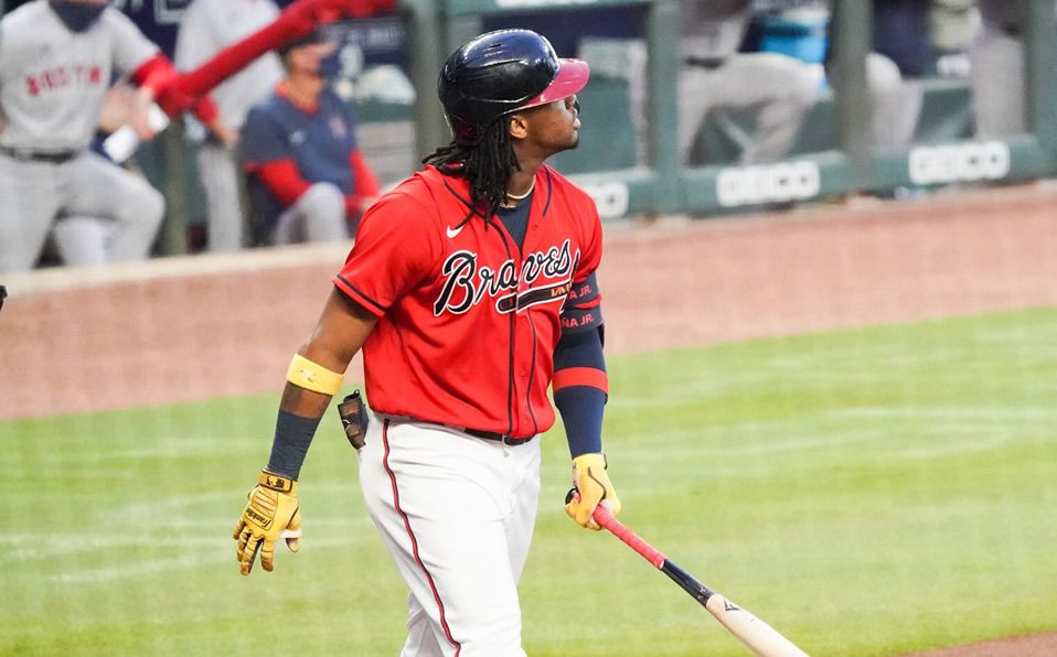 Ronald Acuña Jr. saca jonrón 21 de la temporada