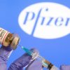 Vacuna de Pfizer reduce un 70% hospitalización por ómicron