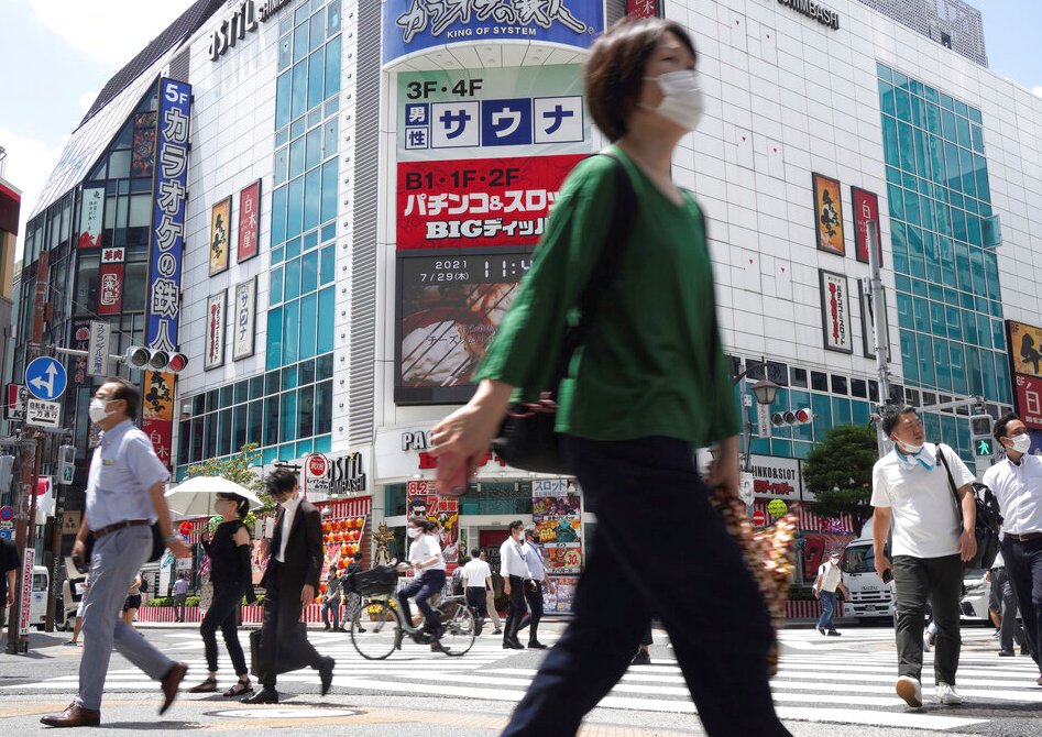 El récord de contagios de covid-19, alarma a las autoridades en Tokio