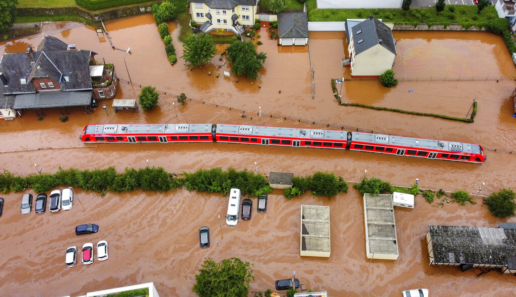 Muertes por inundaciones en Alemania y Bélgica ascendieron a 90