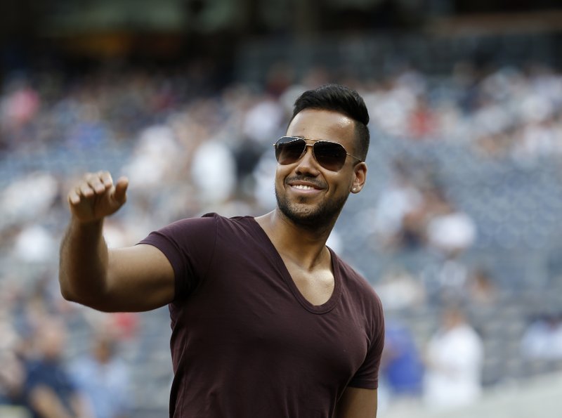 Usuarios dicen que es una "falta de respeto", el retraso de casi ocho horas en concierto de Romeo Santos en Caracas