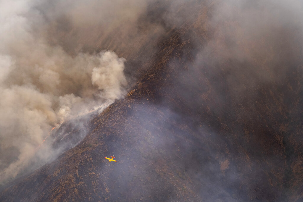Controlan mega incendio en sur de España que arrasó al menos 7.800 hectáreas