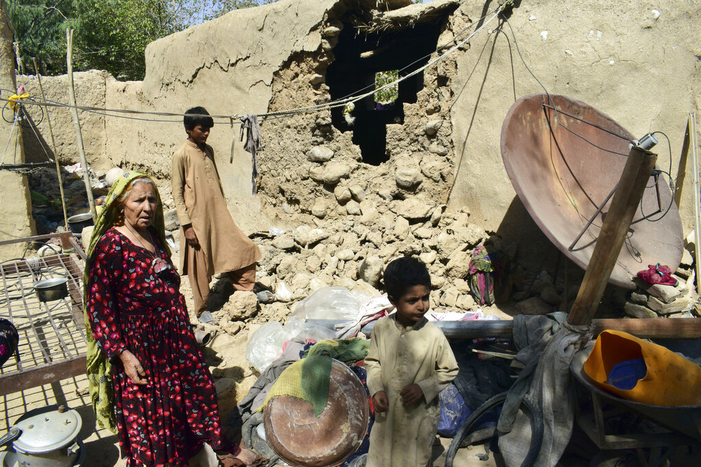 Terremoto de 5,9 en Pakistán deja al menos 20 muertos y más de 300 heridos