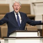 Hospitalizan a expresidente de EE.UU. Bill Clinton