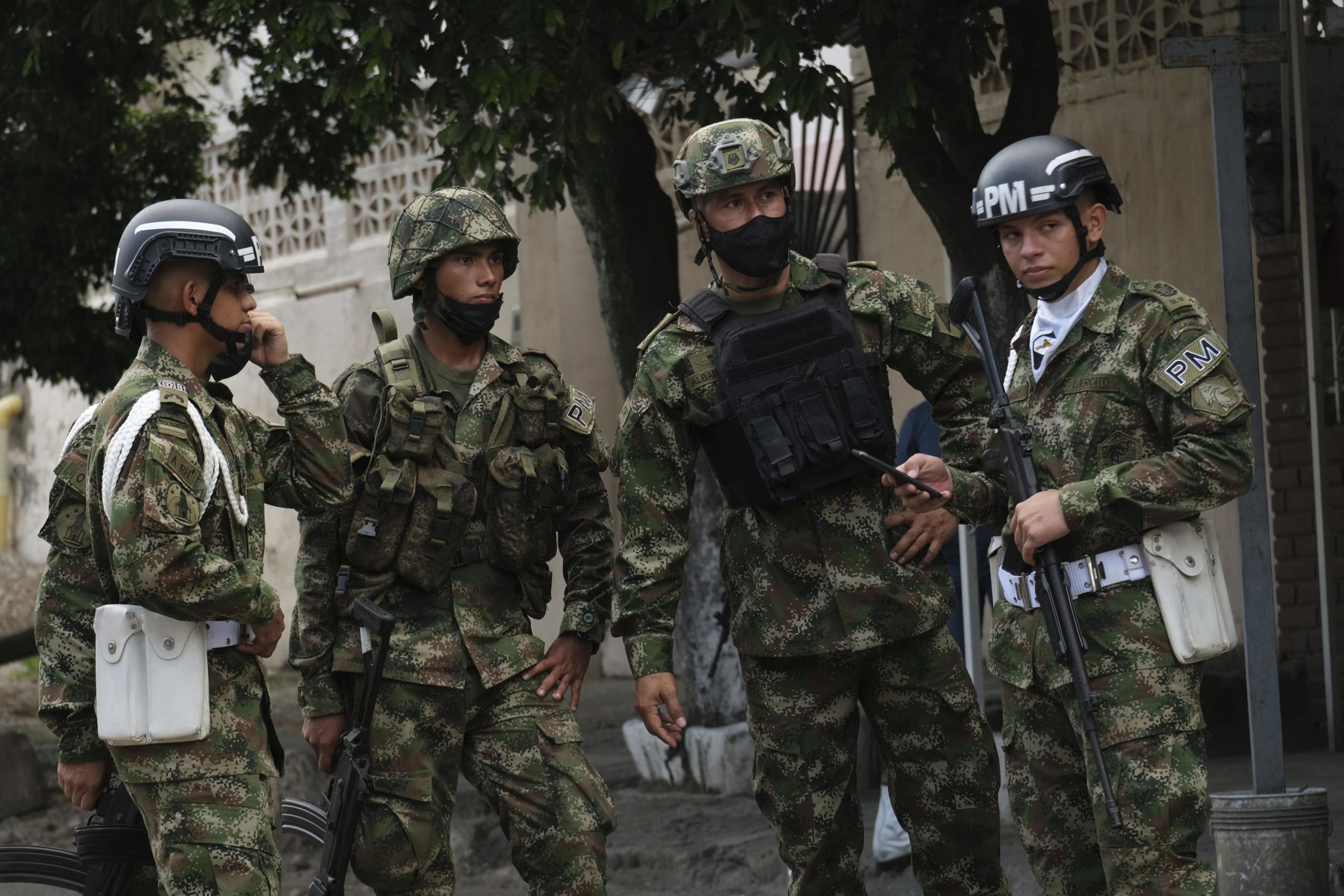 Al menos cuatro militares muertos en ataques de miembros del Clan del Golfo en Colombia