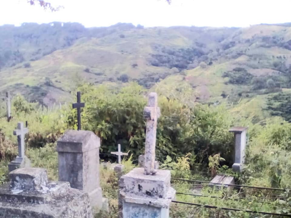 En total estado de abandono el cementerio de Guarico, Municipio Morán