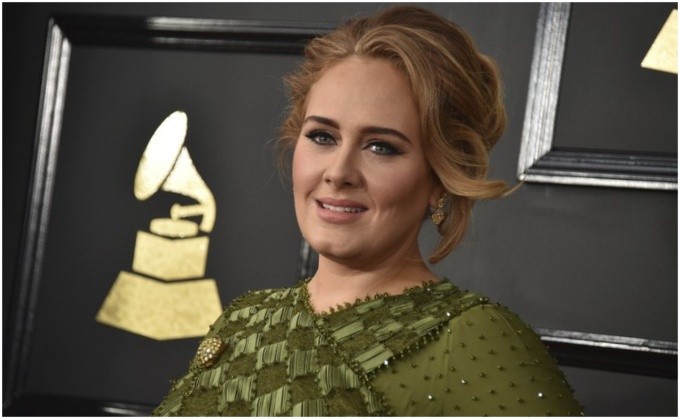 Adele estrenó nuevo sencillo luego de seis años