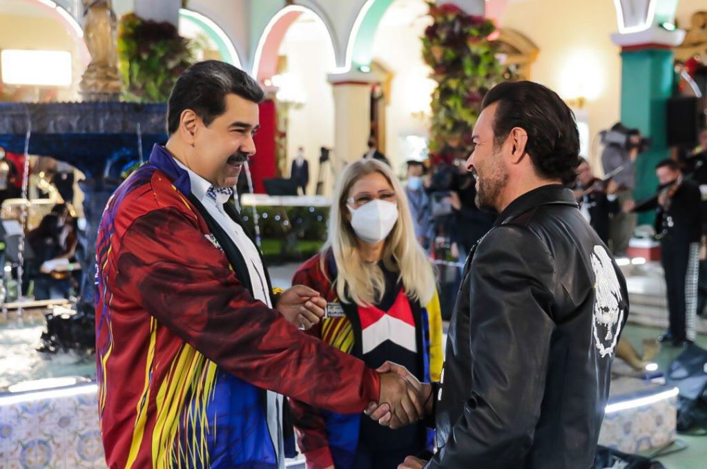 Nicolás Maduro celebra junto a Pablo Montero su cumpleaños número 59