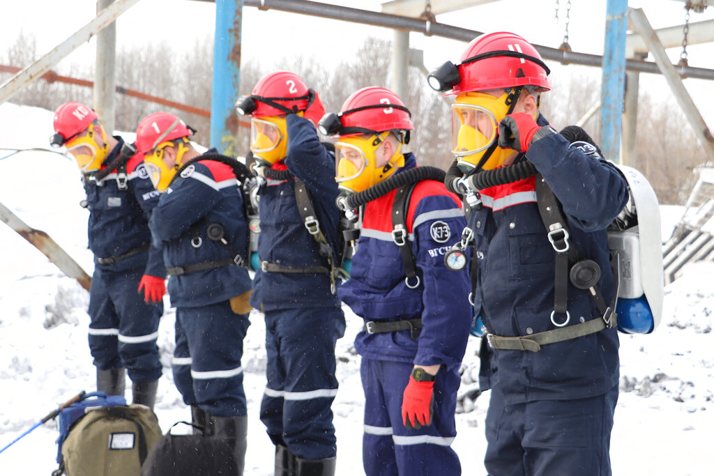 Rusia: Sube a 52 la cifra de muertos por incendio en mina