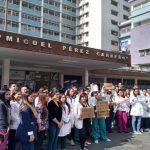 renuncia masiva de los médicos del área de terapia intensiva del Hospital Miguel Pérez Carreño