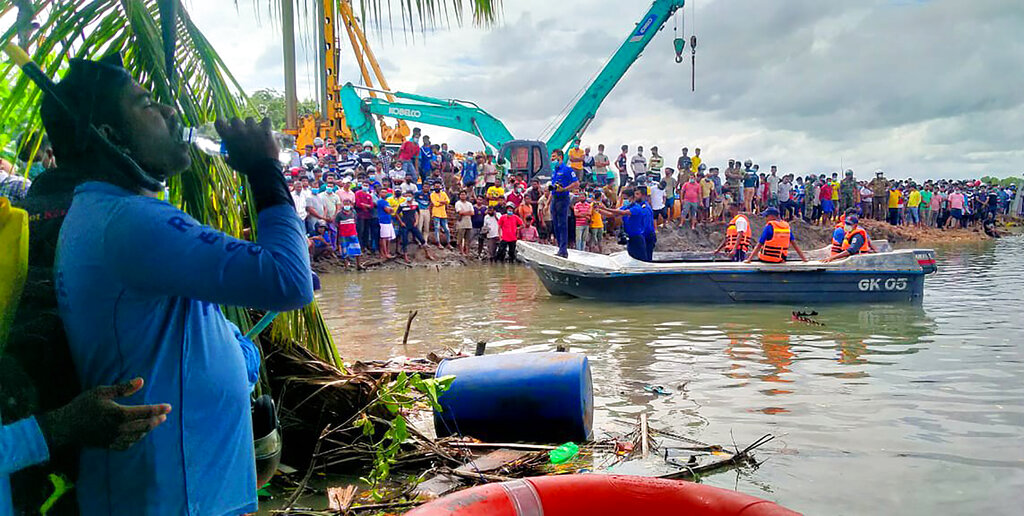 Naufragio en Sri Lanka deja seis muerto y 12 heridos