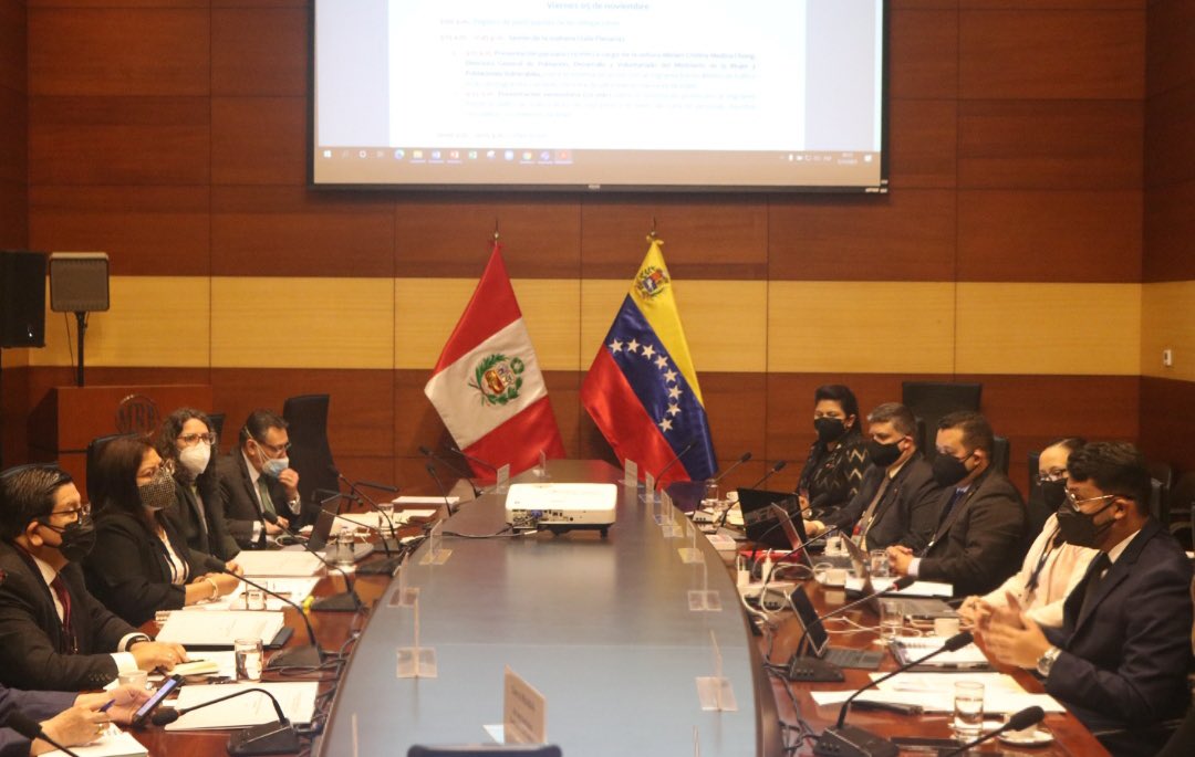 Venezuela y Perú sostuvieron una reunión bilateral