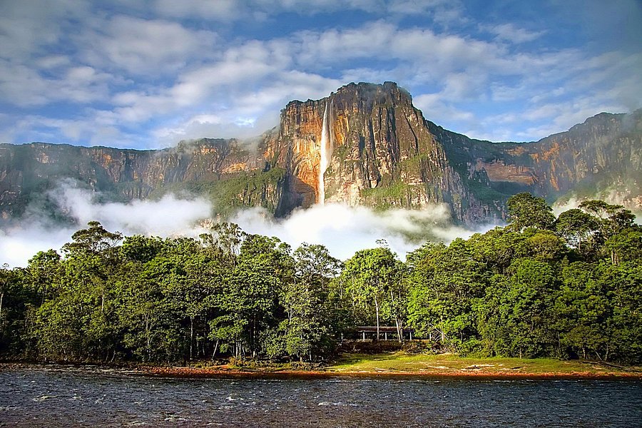 ONG denuncia futuro festival rave en parque nacional y organizadores aclaran que no será en Canaima