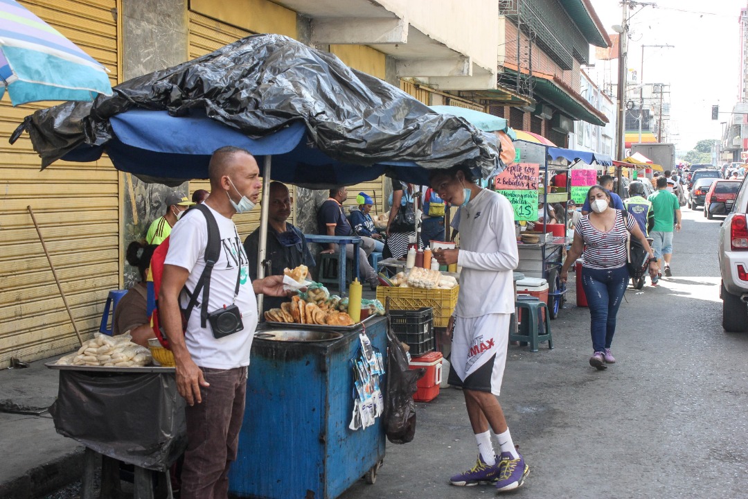 Siete millones de venezolanos se dedican al trabajo informal, según estudio