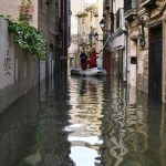 El rio más caudaloso de la península ibérica inunda el noreste de España