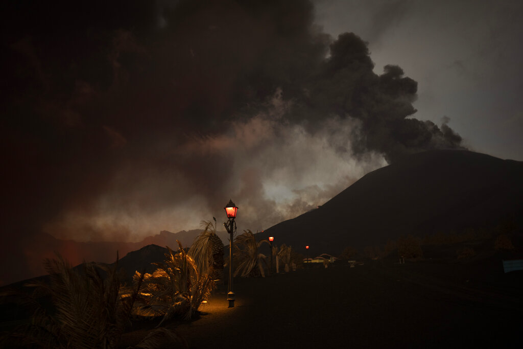 Erupción en isla española parece haber acabado tras tres meses