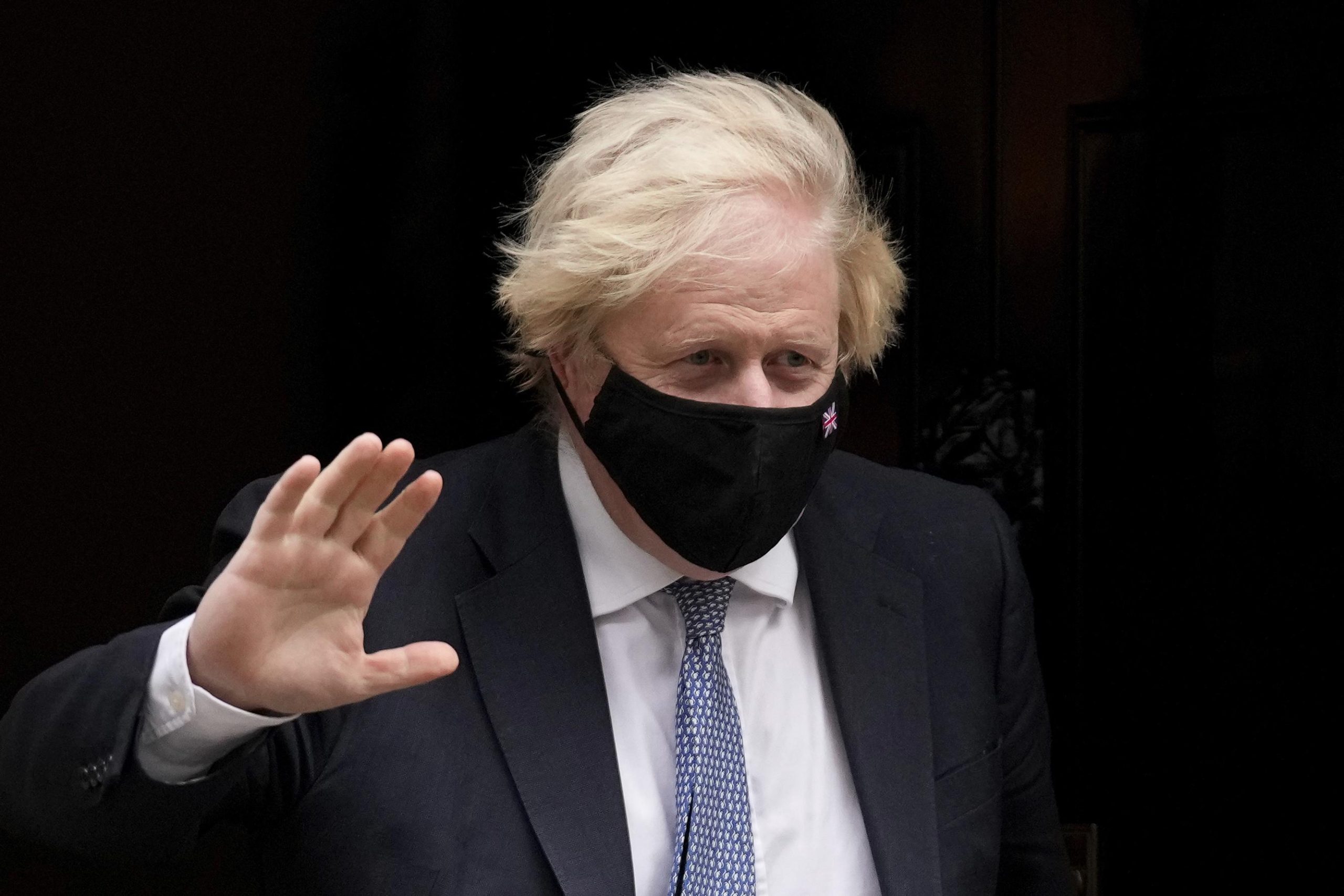 Británico Boris Johnson, es acusado de atacar al líder opositor Keir Starmer, al estilo de Trump