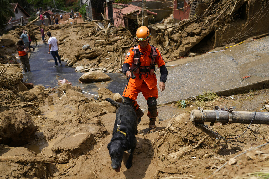 Fuertes lluvias en Brasil dejan al menos 10 muertos y 21 desaparecidos