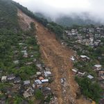 Muertes por deslaves en Brasil ascienden a 94