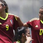 vinotinto-femenina esta