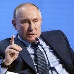 Vladimir Putin firma decreto que restringe visado a países de la UE