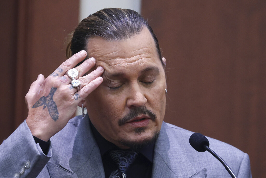 Johnny Depp asegura que Amber Heard lo insultaba, menospreciaba y reprendía