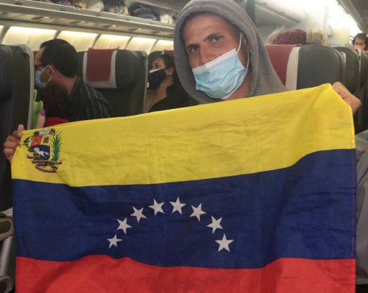 Llegan a Venezuela 209 ciudadanos repatriados desde Perú