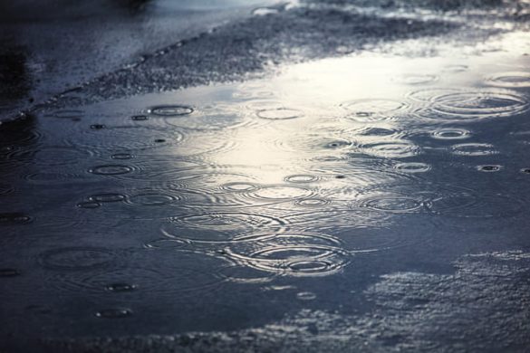 Prevén abundante nubosidad y lluvias ante el paso de dos ondas tropicales