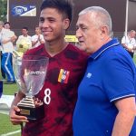 Vinotinto juvenil