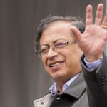 Gustavo Petro llegó a Caracas para reunirse con Nicolás Maduro