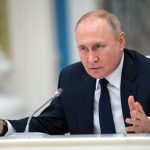 Putin dice bombardeo del hospital en Gaza es una "señal para acabar con el conflicto"