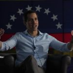 Guaidó exige habilitar más puntos de registro electoral en cada estado del país