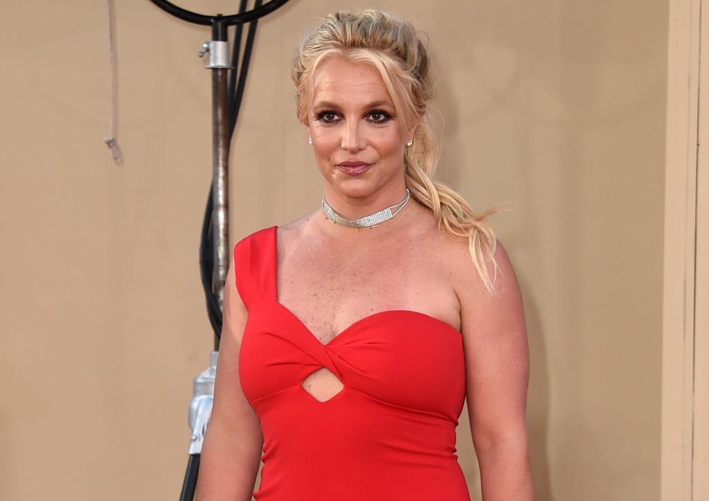 Condenan al exesposo de Britney Spears por allanar durante su boda