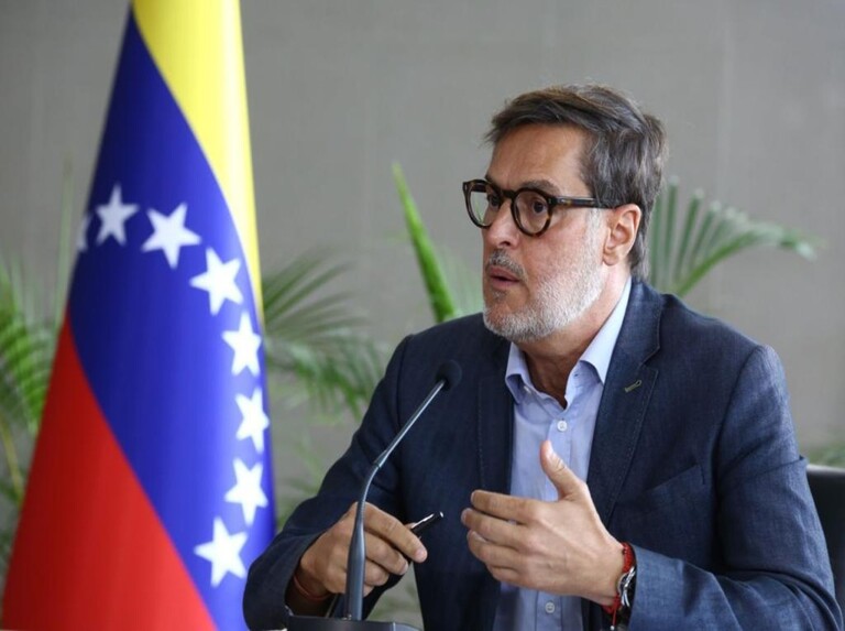 Félix Plasencia afirma que recuperarán varias propiedades en Colombia