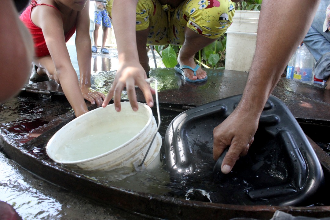 Monitor Ciudad: el 90 % de los venezolanos no recibe agua potable de forma constante