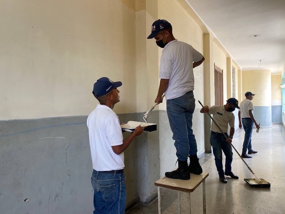 BRICOMILES-escuelas-de-Lara-foto-gobernacion-3