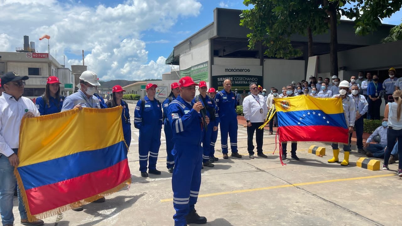 Presidente de Pequiven visitó sede de Monómeros en Colombia