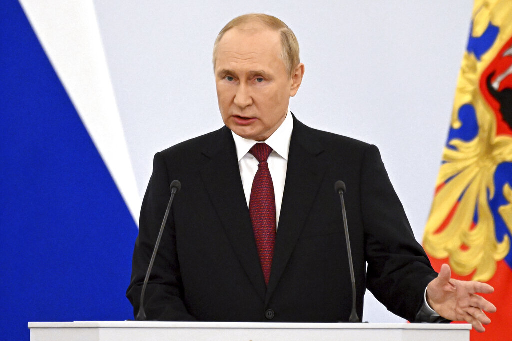 Vladimir Putin anuncia la suspensión del tratado de armas nucleares que firmó con EE.UU.