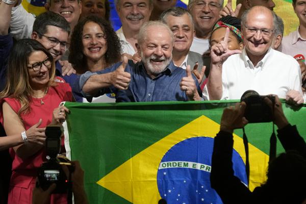 Borrel desea trabajar con Lula para estrechar relación entre la UE y Brasil