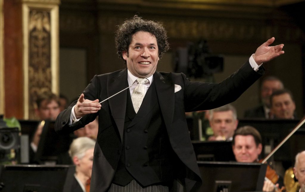El venezolano Gustavo Dudamel nominado a los Premios Grammy 2023 -  Monitoreamos