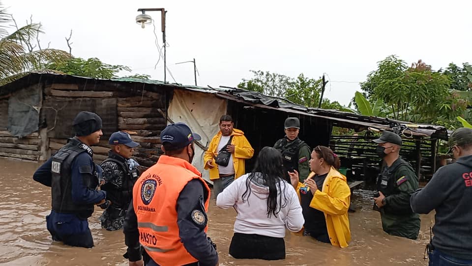 lluvias en simon planas