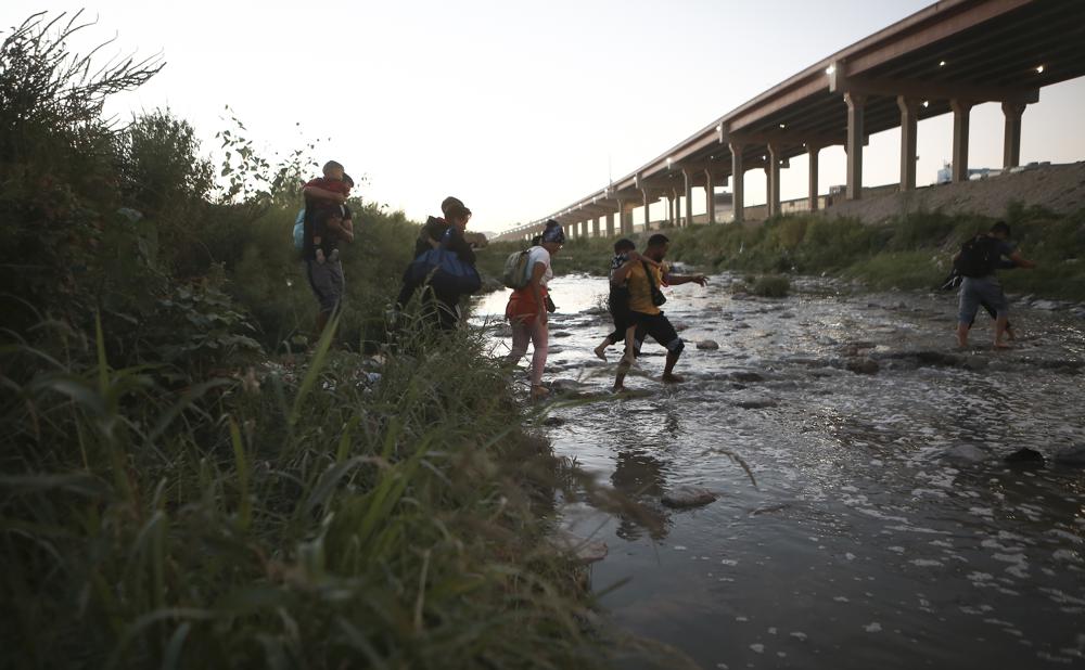 EEUU y México buscan nuevas medidas para gestionar repunte de migrantes