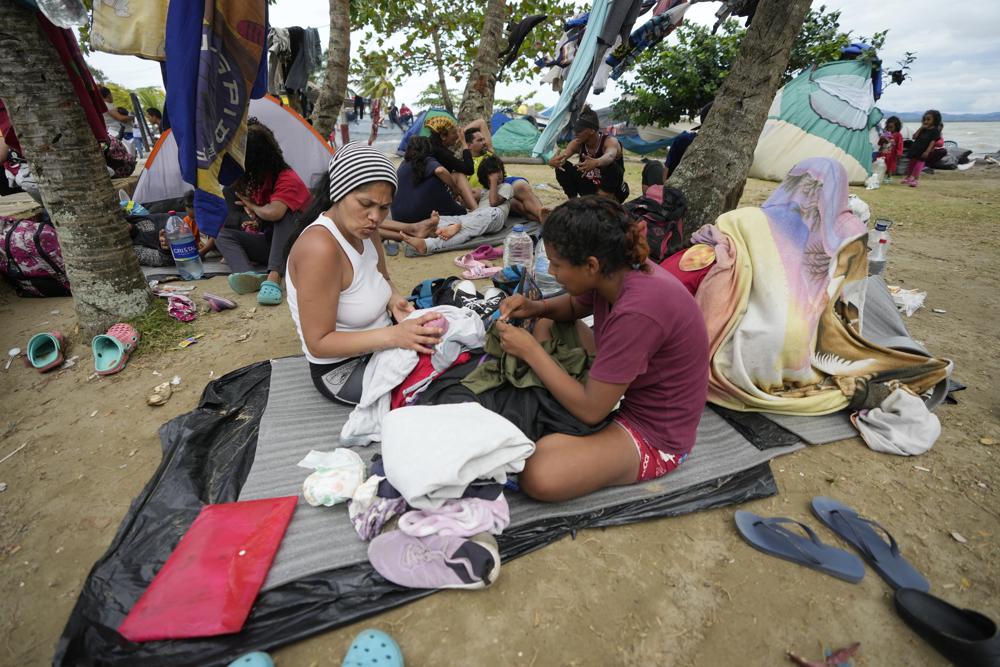 Niñas y mujeres migrantes venezolanas enfrentan los mayores retos, según ONG