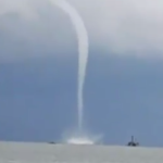 Una tromba marina se formó en el lago de Maracaibo este #12Oct