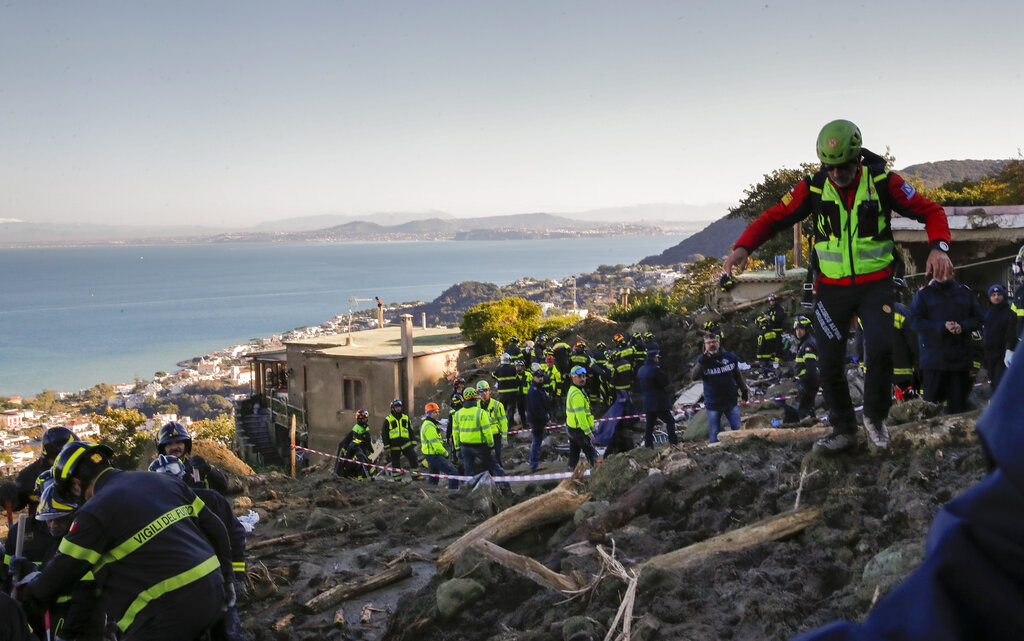 Italia: Denuncian construcción ilegal tras alud que mató a 8 personas