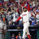 Bryce Harper la desapareció en el primer inning con uno en base