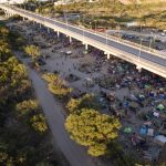 Autoridades mexicanas piden a venezolanos que abandonen campamentos a orilla del Río Bravo