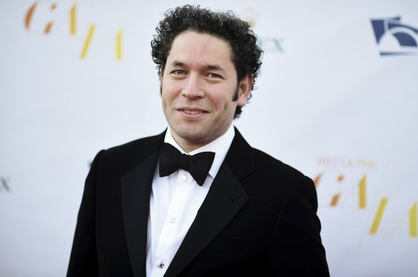 Gustavo Dudamel recibió el premio por la excelencia del Instituto Queen Sofía en New York